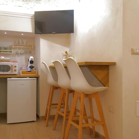 Castrum Casa Vacanza เมซานเย ภายนอก รูปภาพ